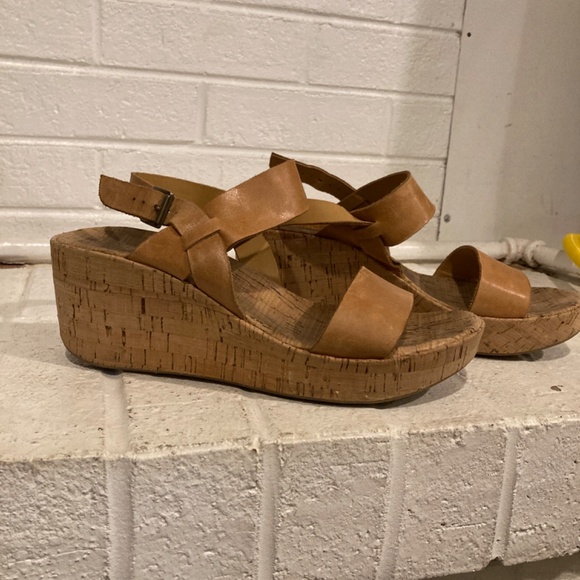 Korks Cute Brown Wedges Size 8 - Picture 3 of 7